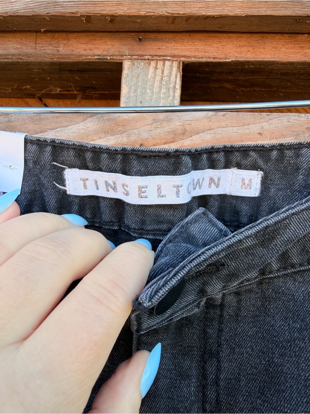 Tinseltown High-Waist Black Cargo Midi Skirt - Picture 4 of 5